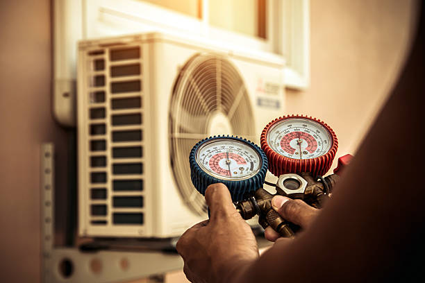 Professional Hvac Installation technician working in Franklin, VA